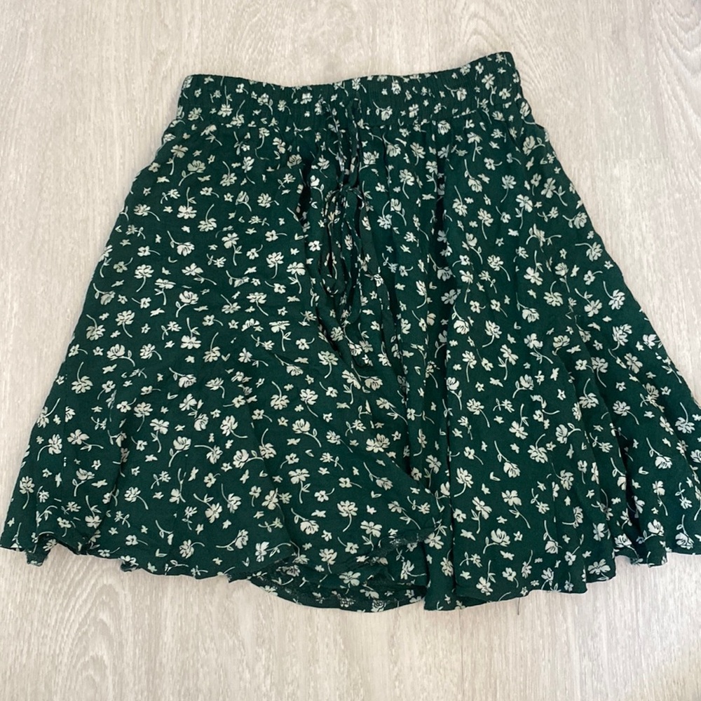 Princess Polly floral circle skirt